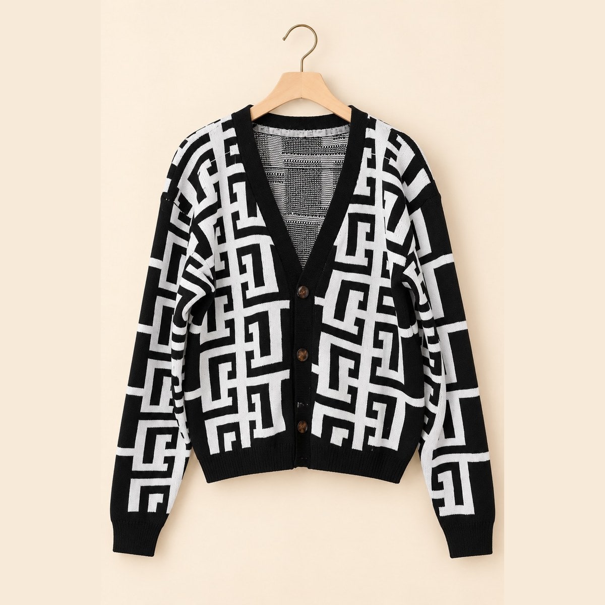 Cardigan Rajut Geometris Hitam Putih